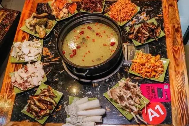 云南特色火鍋大盤點(diǎn)，你吃過幾個(gè)？    昆明傳媒公司